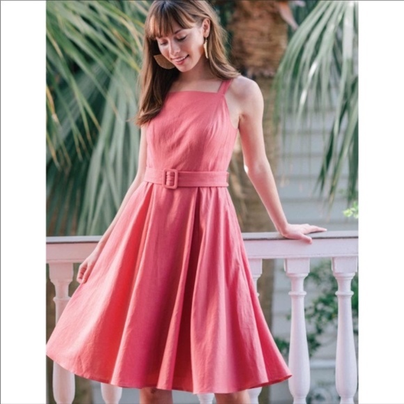 Gal Meets Glam - Ruth Dress - Picture 2 of 4